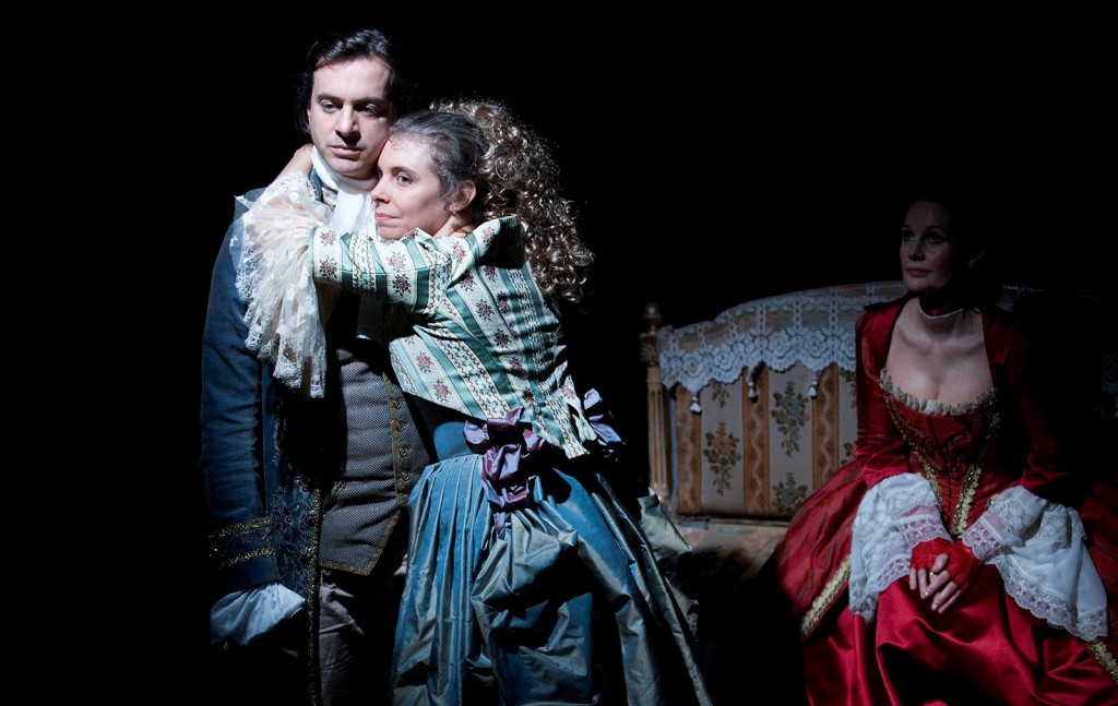 LES LIAISONS._. photo 3 B.BARDA